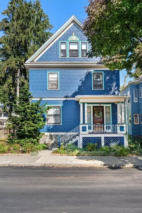 12 Ashmont St, Boston, MA 02124