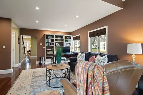 Living - 100 Grand St, Reading, MA 01867 photo 8 of 8