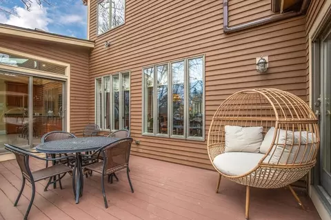 Exterior - 100 Grand St, Reading, MA 01867 photo 5 of 8