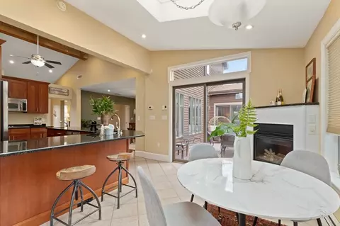 Dining - 100 Grand St, Reading, MA 01867 photo 4 of 5