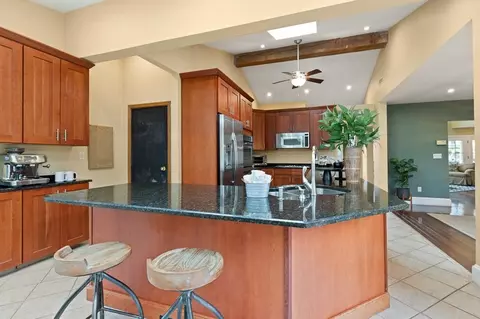 Kitchen - 100 Grand St, Reading, MA 01867 photo 4 of 6