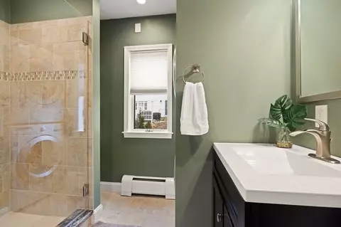 Bath - 100 Grand St, Reading, MA 01867 photo 1 of 3