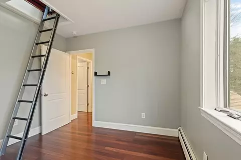 Bedroom - 100 Grand St, Reading, MA 01867 photo 3 of 3