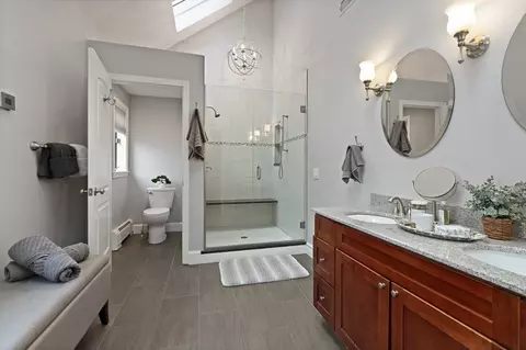 Bath - 100 Grand St, Reading, MA 01867 photo 2 of 3