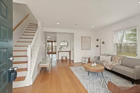 60 Rocky Nook #60, Malden, MA 02148