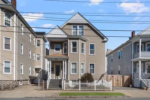 293 Earle St, New Bedford, MA 02746