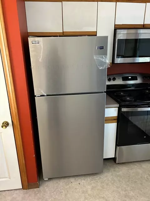 Kitchen - 100 Central Ave #3, Ayer, MA 01432 photo 5 of 5