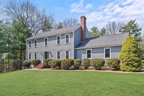 22 Echo Hills Dr, Mansfield, MA 02048
