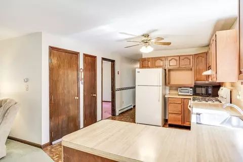 Kitchen - 25 High Tide Pl, Eastham, MA 02642 photo 2 of 3
