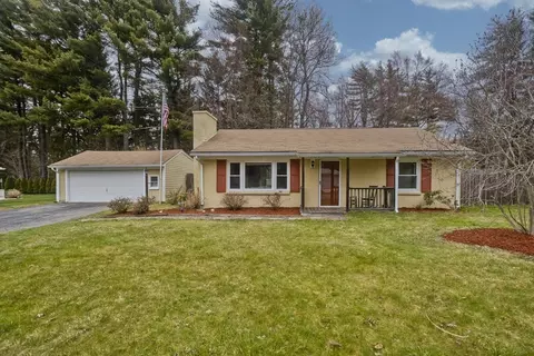 20 Lynwood Rd, East Longmeadow, MA 01028