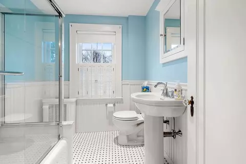 Bath - 16 Corning St, Beverly, MA 01915 photo 2 of 2