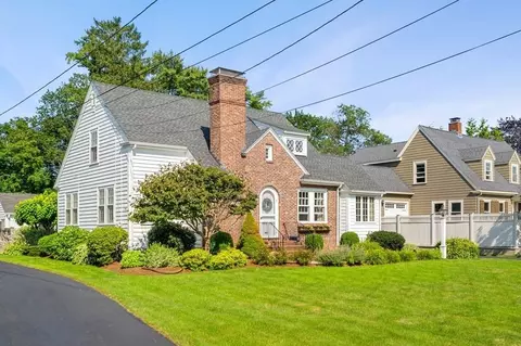 Exterior - 16 Corning St, Beverly, MA 01915 photo 2 of 5