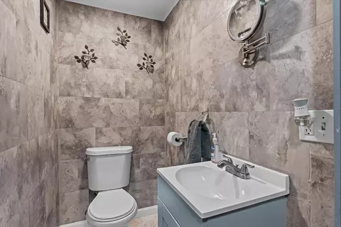 Bath - 143 Timson St, Lynn, MA 01902 photo 1 of 2