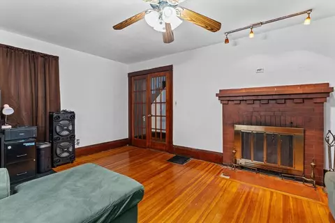 Living - 143 Timson St, Lynn, MA 01902 photo 1 of 4