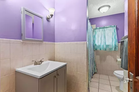 Bath - 143 Timson St, Lynn, MA 01902 photo 2 of 2