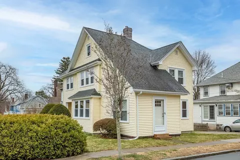 946 Main St, Malden, MA 02148