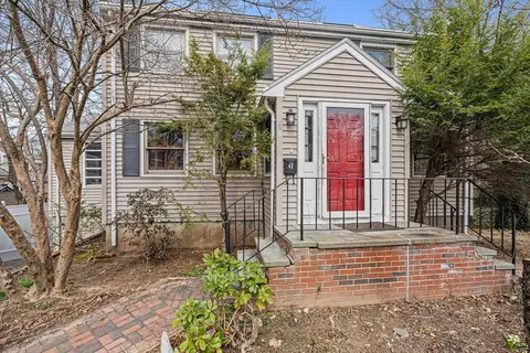 42 Endicott St, Weymouth, MA 02189