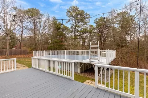 Exterior - 31 Winston Ave, Bourne, MA 02532 photo 4 of 10