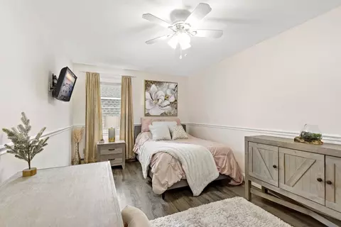 Bedroom - 31 Winston Ave, Bourne, MA 02532 photo 6 of 7