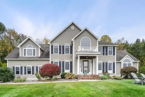 67 Sky Top Ln, Dunstable, MA 01827