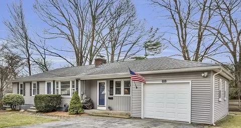 102 North St, Shrewsbury, MA 01545