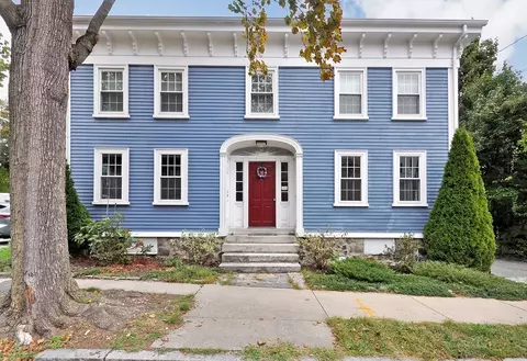 10 Swan St #2, Arlington, MA 02476