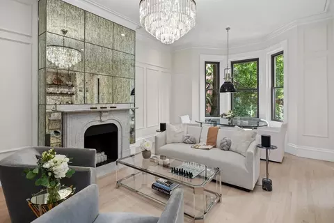 445 Beacon # 2, Boston, MA 02115