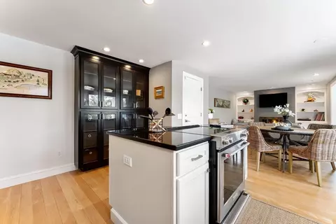 Kitchen - 25 Crest Rd, Framingham, MA 01702 photo 5 of 6