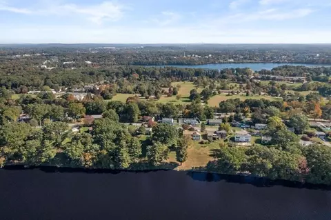 View/Area - 25 Crest Rd, Framingham, MA 01702 photo 2 of 9