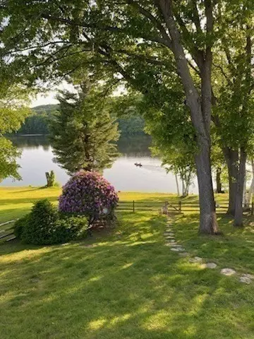 View/Area - 25 Crest Rd, Framingham, MA 01702 photo 7 of 9