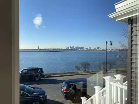 150-152 Bayswater #2, Boston, MA 02128