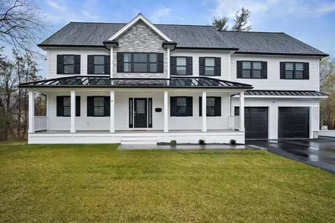 10 S Bedford St, Woburn, MA 01801
