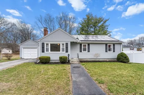 13 Stearns Ave, Leominster, MA 01453