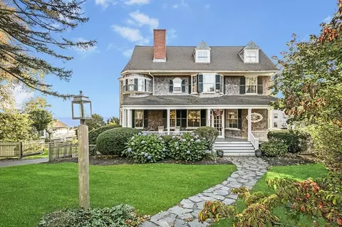 279 Nahant Rd, Nahant, MA 01908