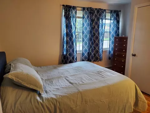 Bedroom - 2 Prentiss Rd, Danvers, MA 01923 photo 3 of 4