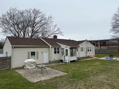 Exterior - 2 Prentiss Rd, Danvers, MA 01923 photo 5 of 5