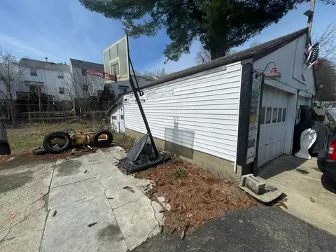 Exterior - 32 Eagle St, Ware, MA 01082 photo 3 of 4