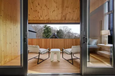 Exterior - 23 Dwight Rd, Needham, MA 02492 photo 5 of 10
