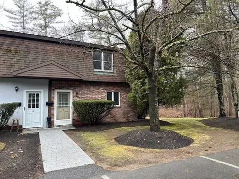20 Lawrence Rd #1, Rowley, MA 01969