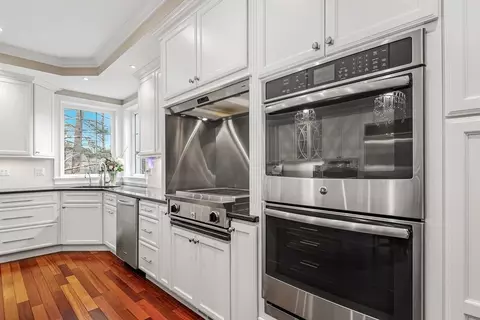 365 East St, Hingham, MA 02043 photo 6