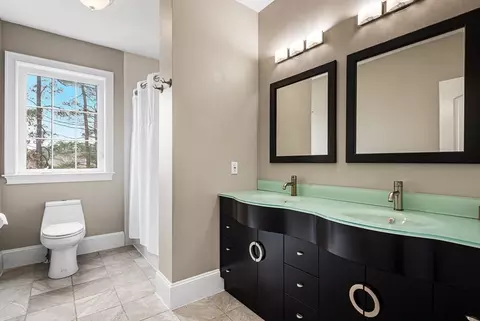 365 East St, Hingham, MA 02043 photo 26