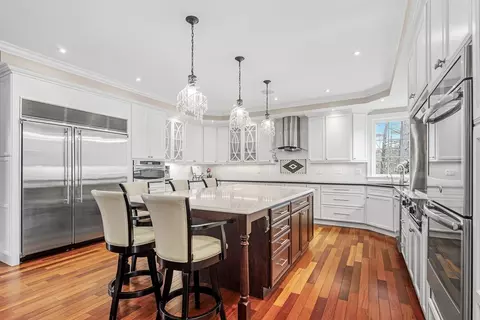 365 East St, Hingham, MA 02043 photo 5