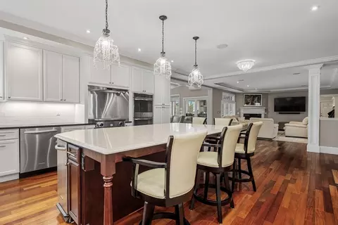 365 East St, Hingham, MA 02043 photo 9