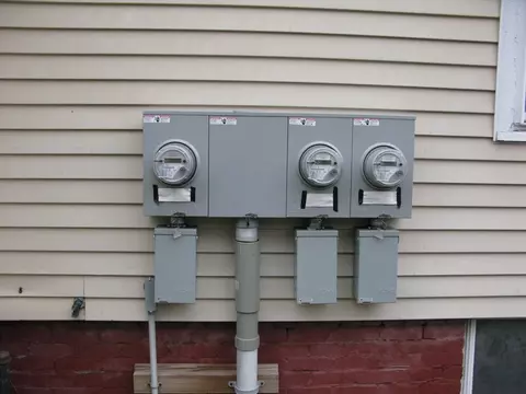 Exterior - 32-34 Dunmoreland St, Springfield, MA 01109 photo 6 of 6