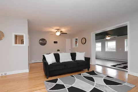Living - 96 Almira Rd, Springfield, MA 01119 photo 2 of 5