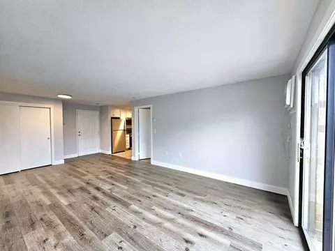 Living - 80 Stanton St #28, Worcester, MA 01605 photo 2 of 6