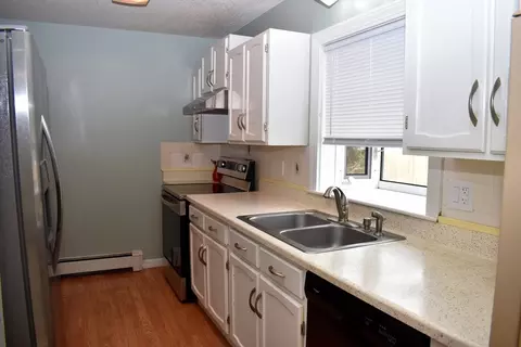 391 Ashers Path E, Mashpee, MA 02649 photo 5
