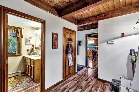 Entry Way - 61 Cayuga Ave, Mashpee, MA 02649 photo 1 of 1