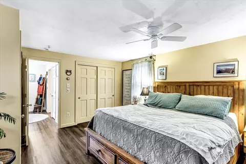 Bedroom - 61 Cayuga Ave, Mashpee, MA 02649 photo 5 of 11