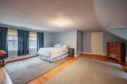 Bedroom - 384 Forest Hills Rd, Springfield, MA 01128 photo 7 of 9